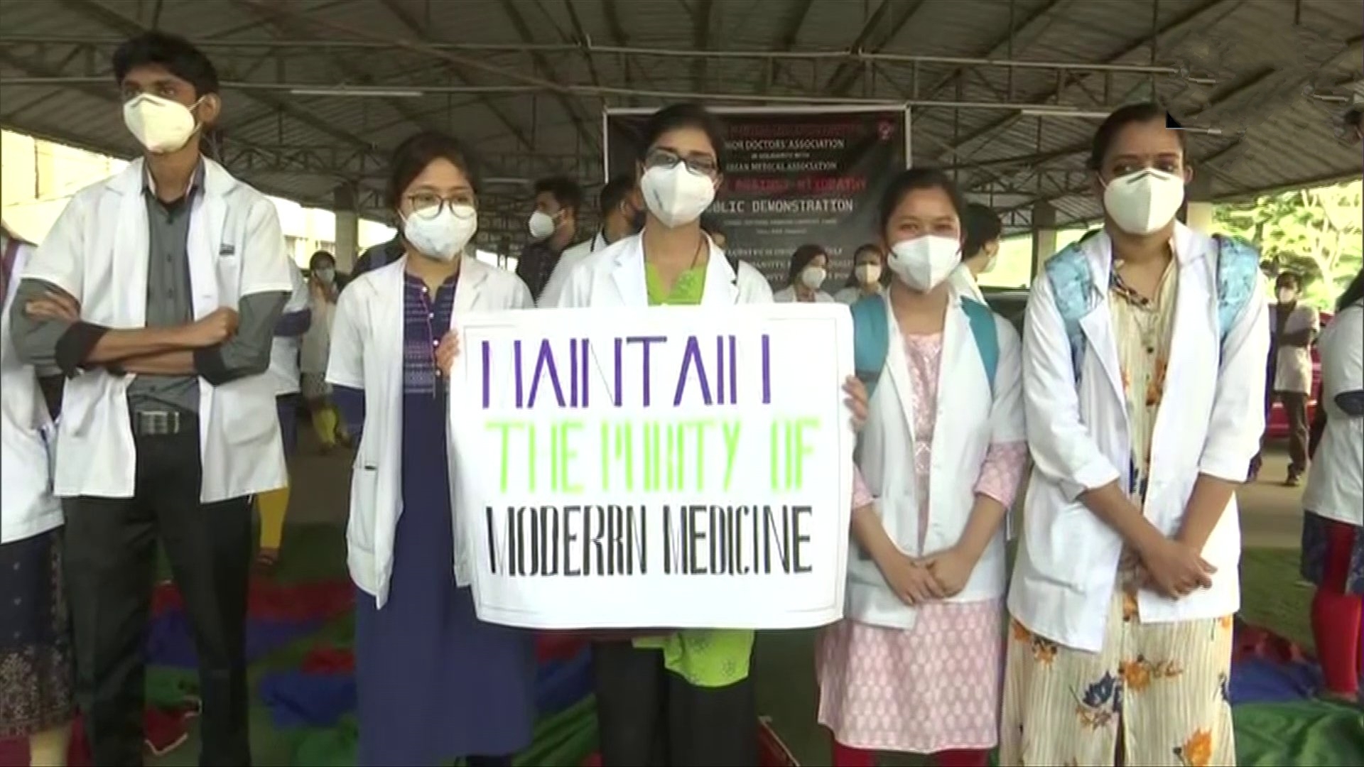 AIIMS, LNJP docs wear black ribbon in support of IMA strike call