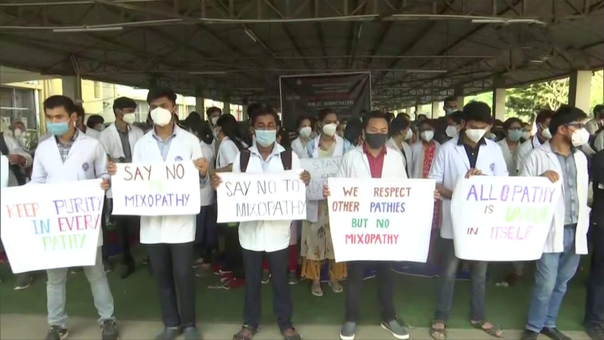 AIIMS, LNJP docs wear black ribbon in support of IMA strike call