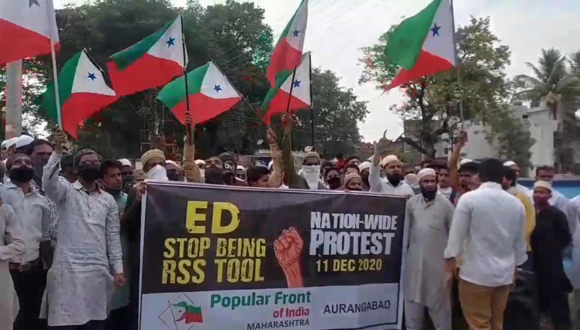 popular front of india protests against the central government in aurangabad maharashtra