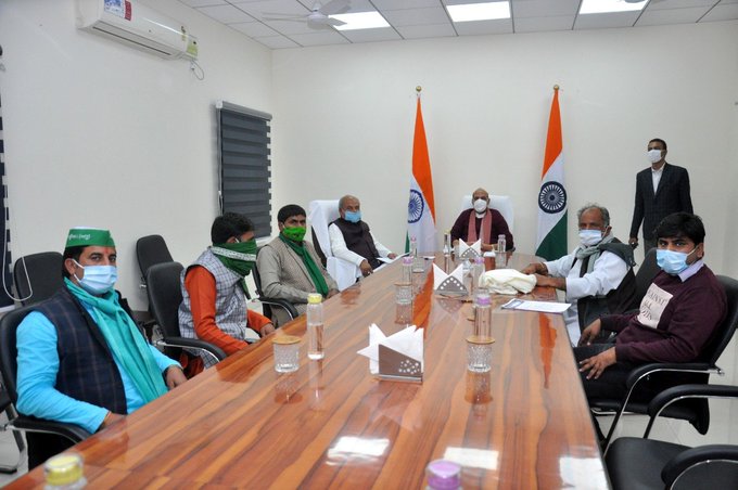 Rajnath Singh meets Kisan Union