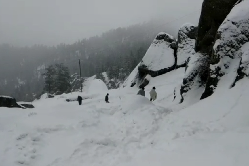 snowfall in Chaupal