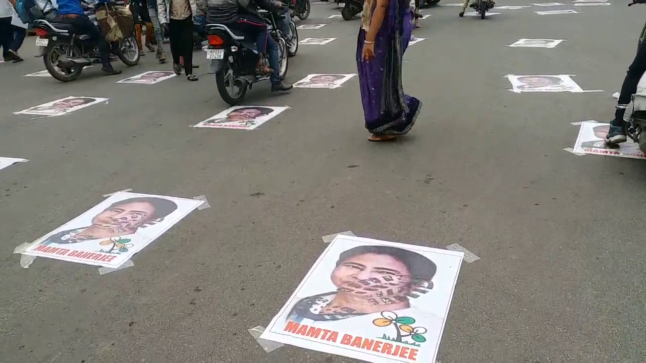 Mamta Banerjee pasted on streets of Indore