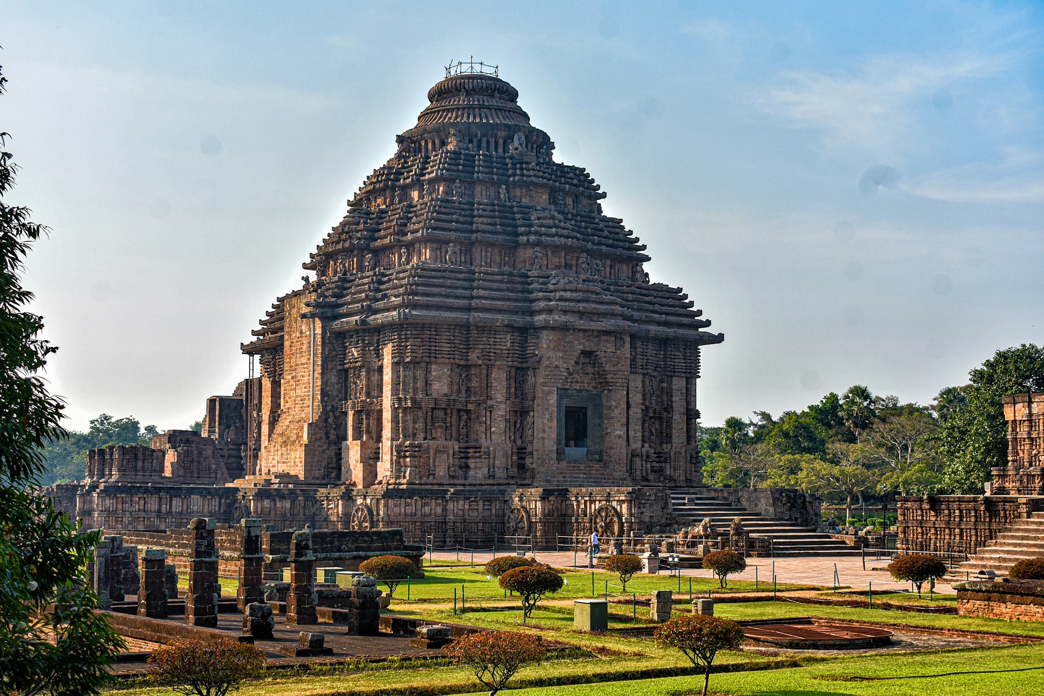 Light and sound show to restart at  Konark Sun Temple today.