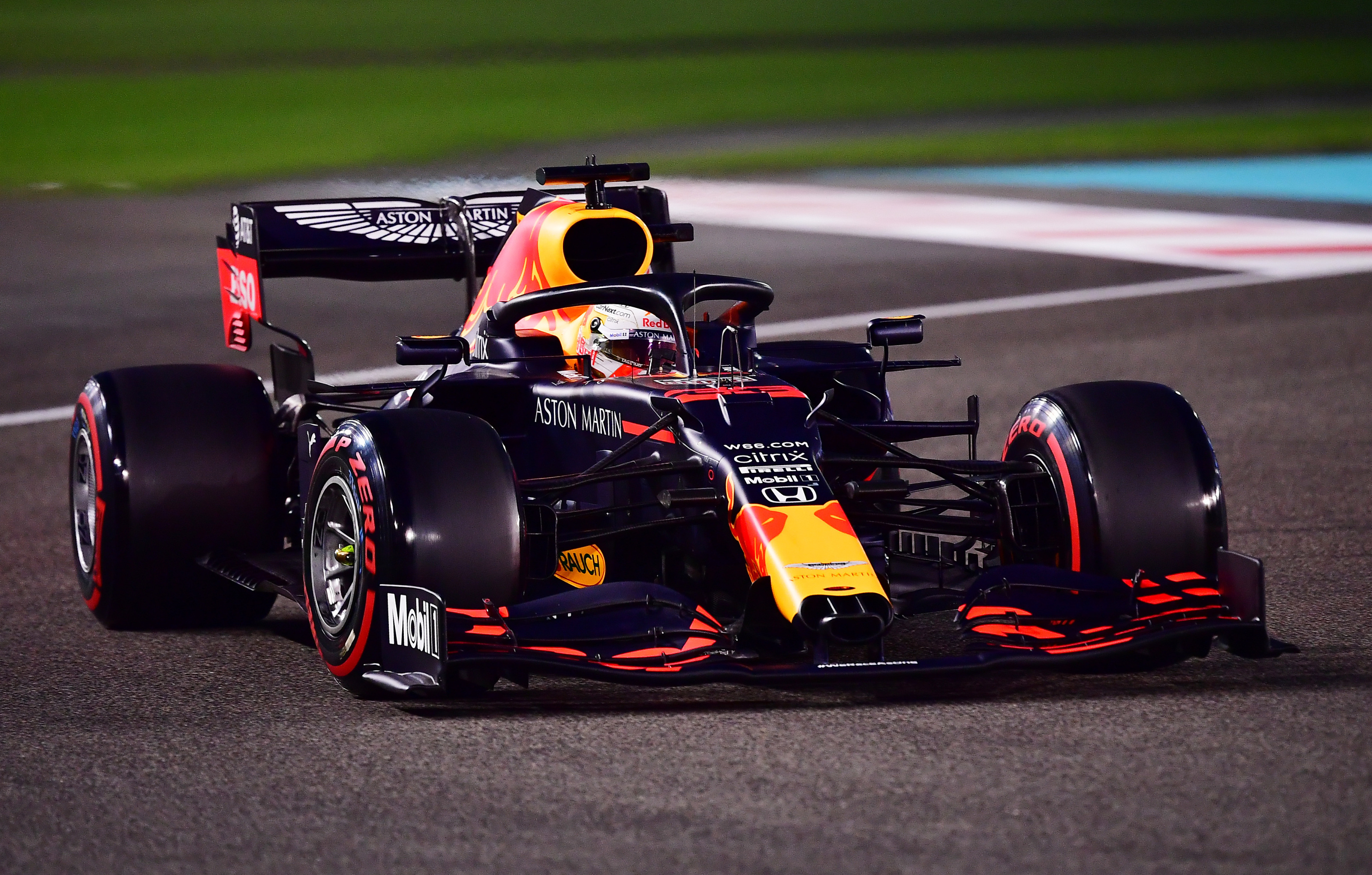 Verstappen wins season-ending Abu Dhabi GP in dominant style