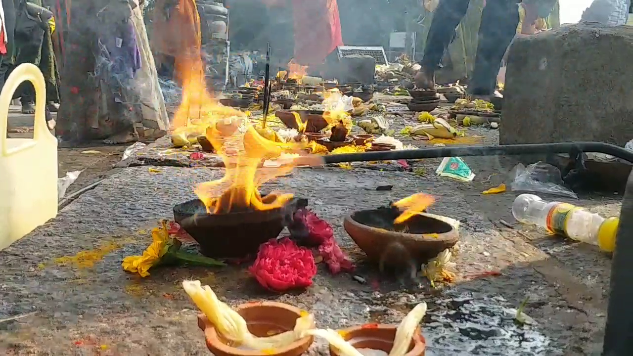 karthika masam special pooja in thousand pillar temple in warangal urban district