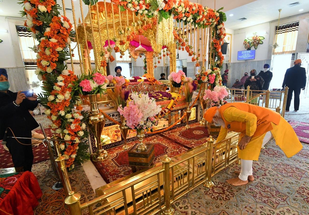 PM Modi unscheduled visit to Gurudwara rakab ganj sahib in delhi