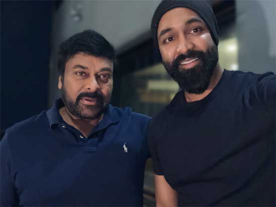 Manchu vishnu met up with Megastar Chiru.. Hero Sharwanand Greated Famaers Occation of Famners Day