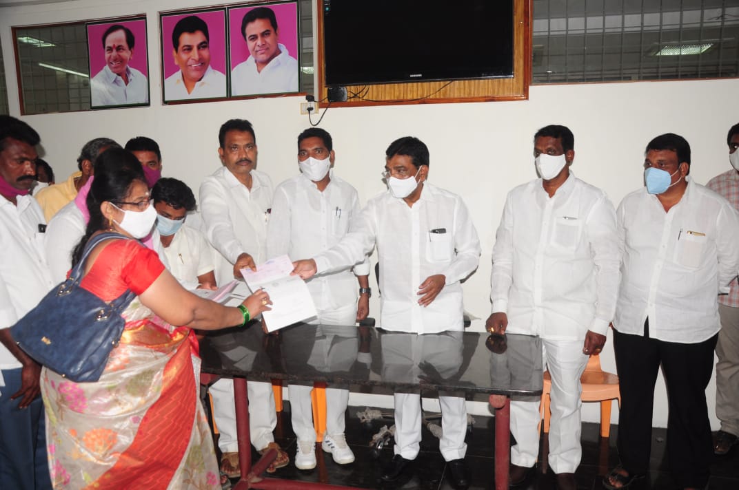 mp nama nageshwara rao distribution cm relief fund  cheques  in khammam district