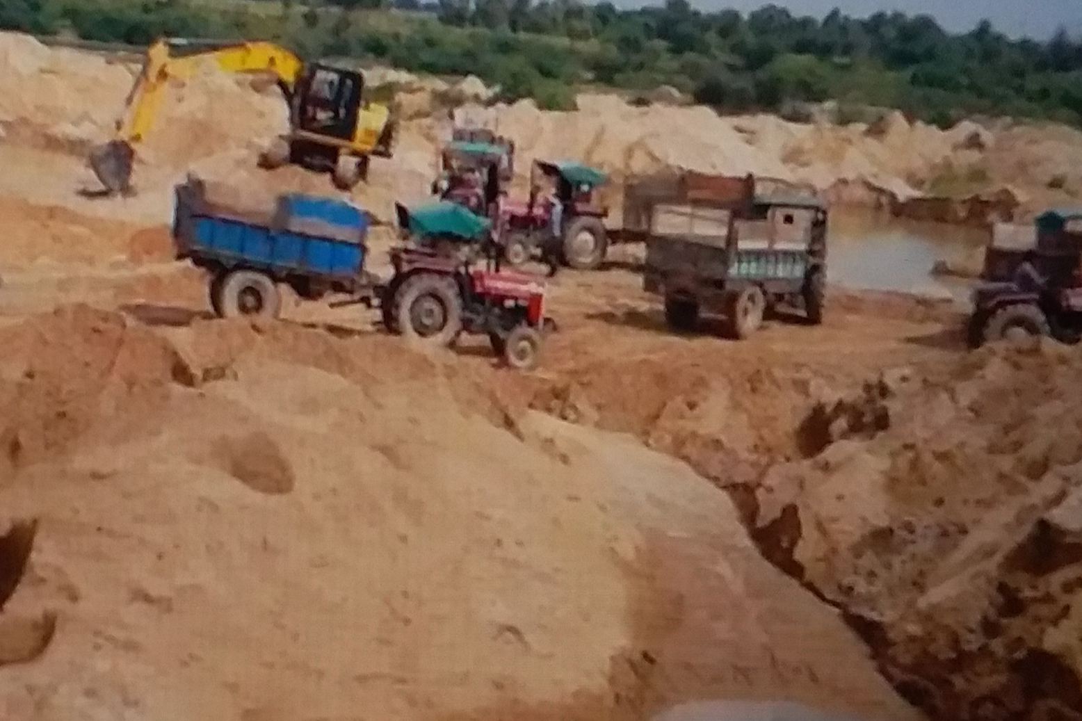 llegal gravel mining report to Supreme court, gravel mining ban in rajasthan, राजस्थान में अवैध बजरी खनन