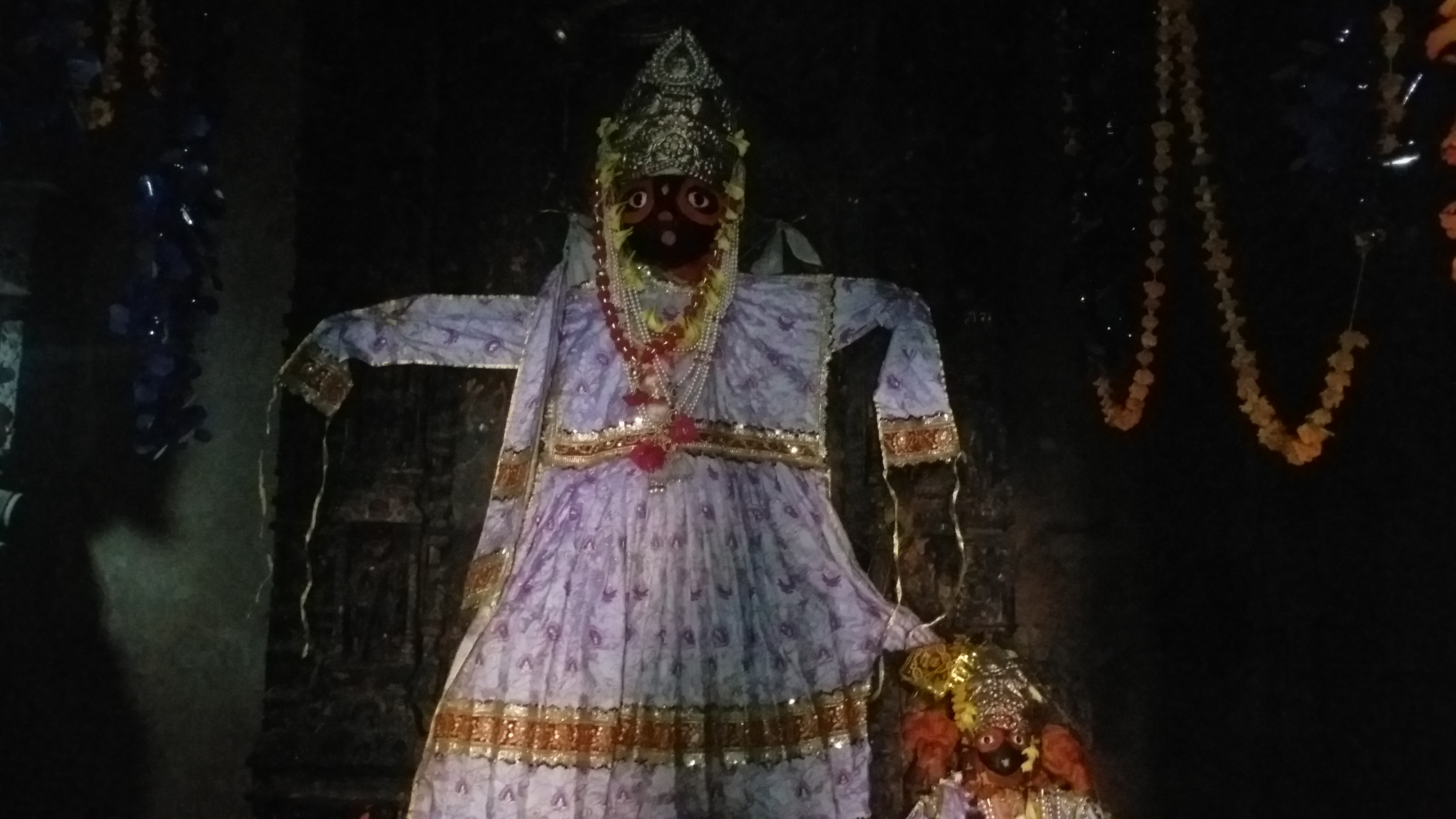 मंदिर में विराजमान भगवान जगन्नाथ.