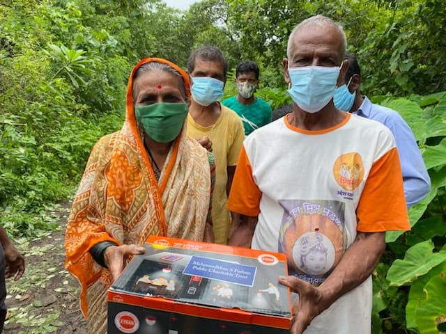 भारताचा माजी क्रिकेटपटू इरफान पठाणकडून पुरग्रस्तांना मदत