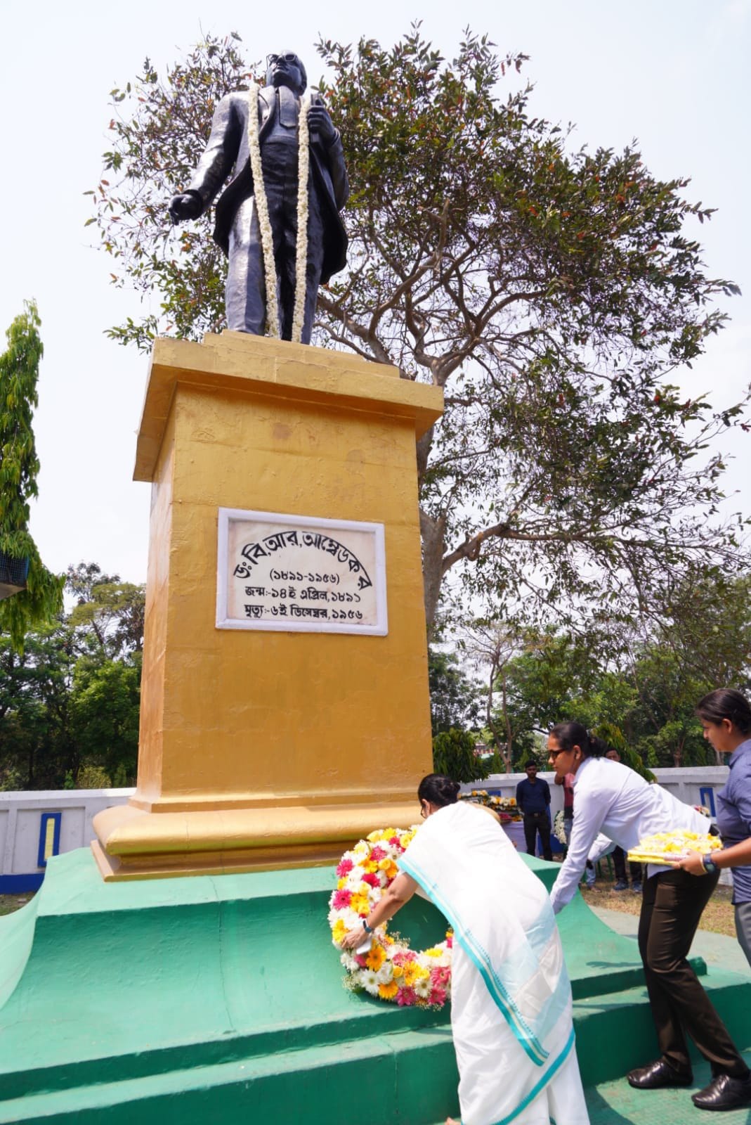 Mamata Starts Dharna