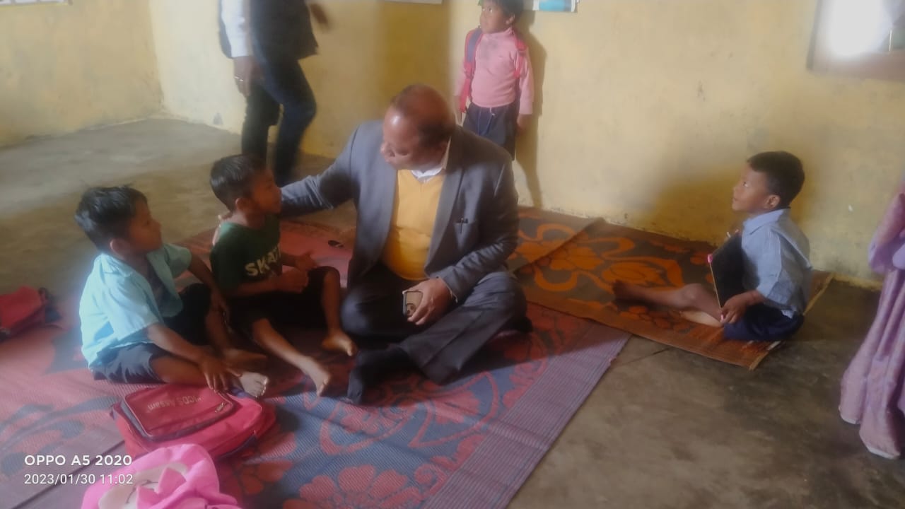 Parimal Suklabaidya visits Anganwadi centre