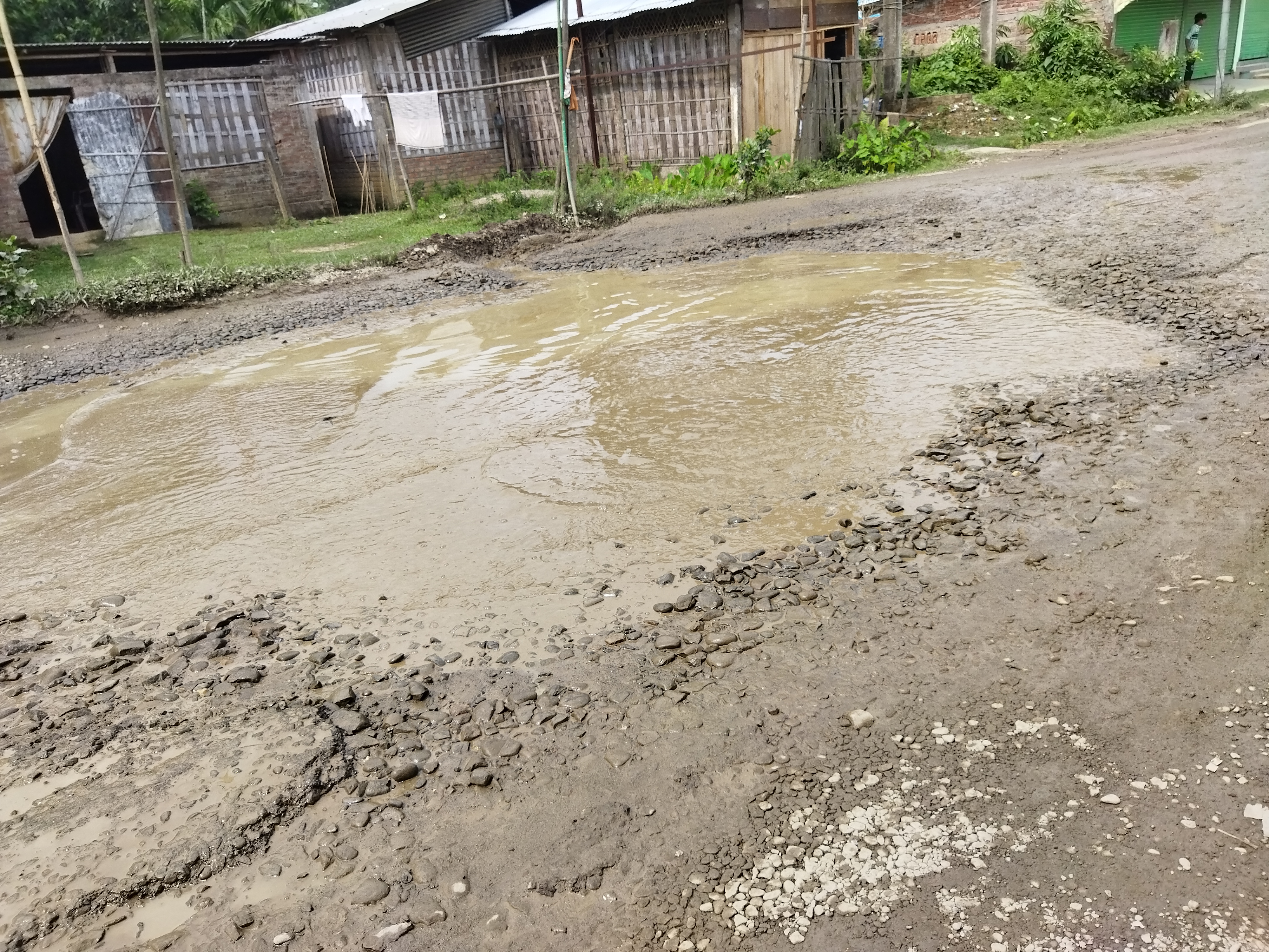 poor-condition-of-dhudar-ali-in-amguri