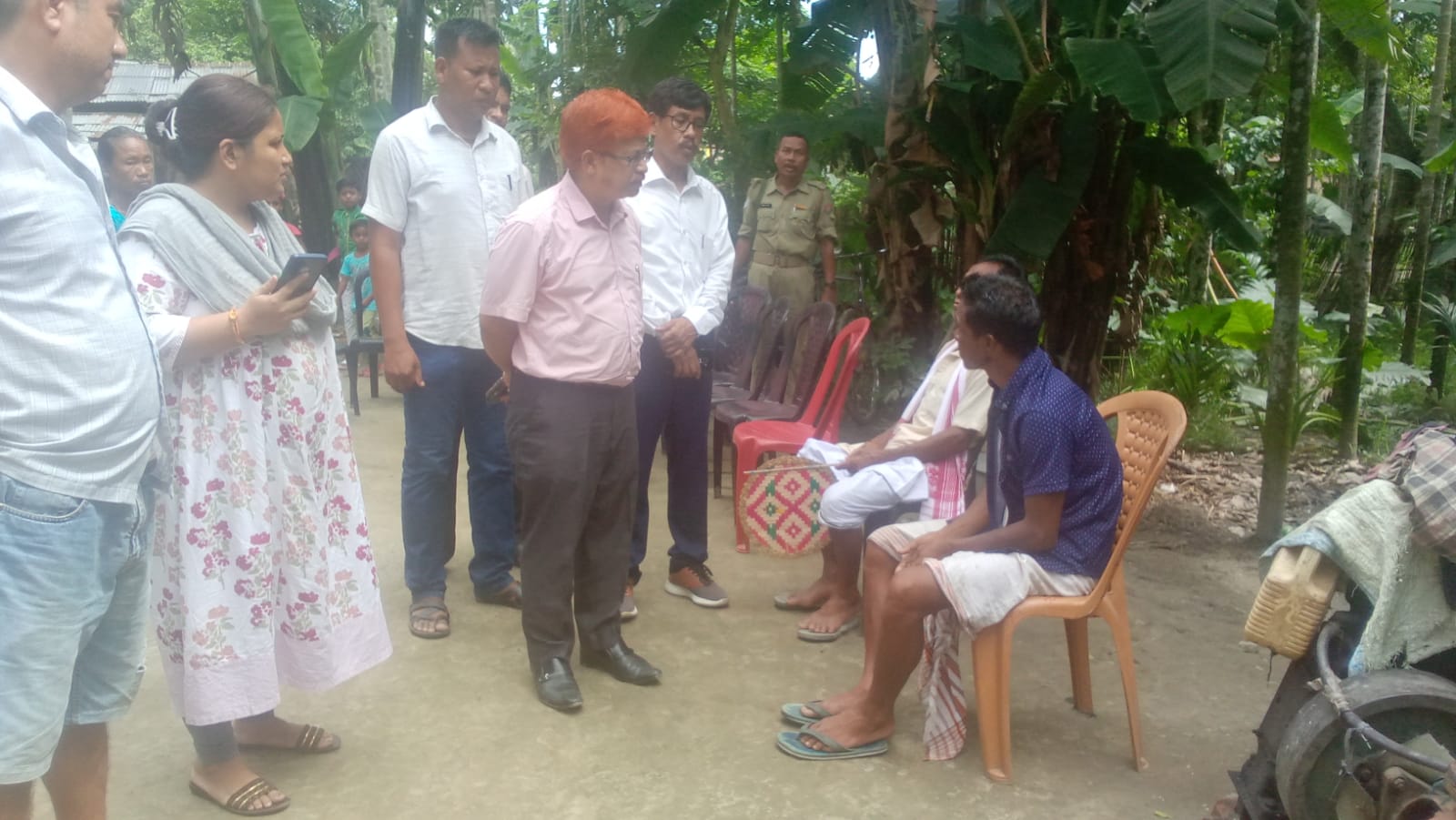 মণিপুৰৰ ভূমিস্খলনত নিহতৰ পৰিয়ালক সমবেদনা মৰিগাঁও উপায়ুক্তৰ