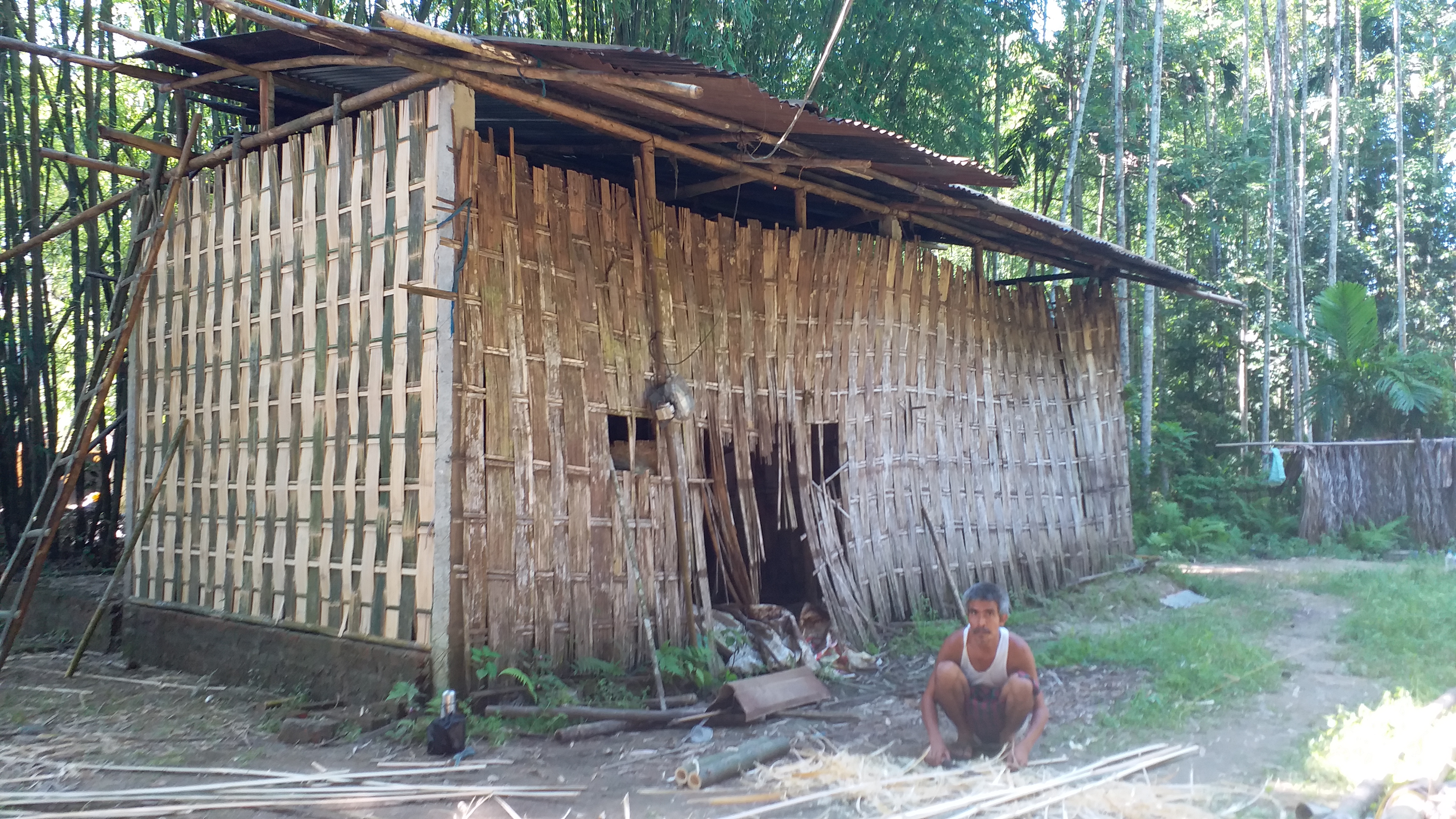 অনিৰুদ্ধ গগৈ ওৰফে হুপিঙৰ বাসগৃহটো