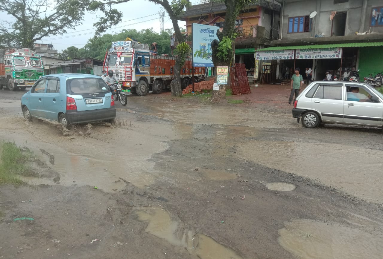 Bad condition of NH 37 in Moran