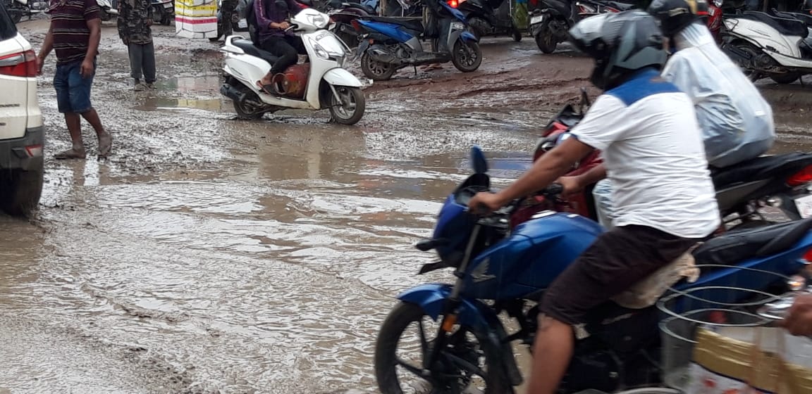 Bad condition of NH 37 in Moran