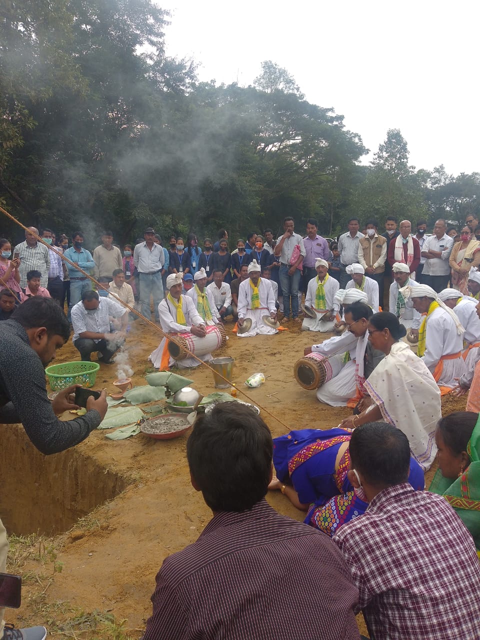 মৰাণত এগৰাকী সমাজ সেৱীকাই দূৰ কৰিলে মহাবিদ্যালয়ৰ অভাৱ