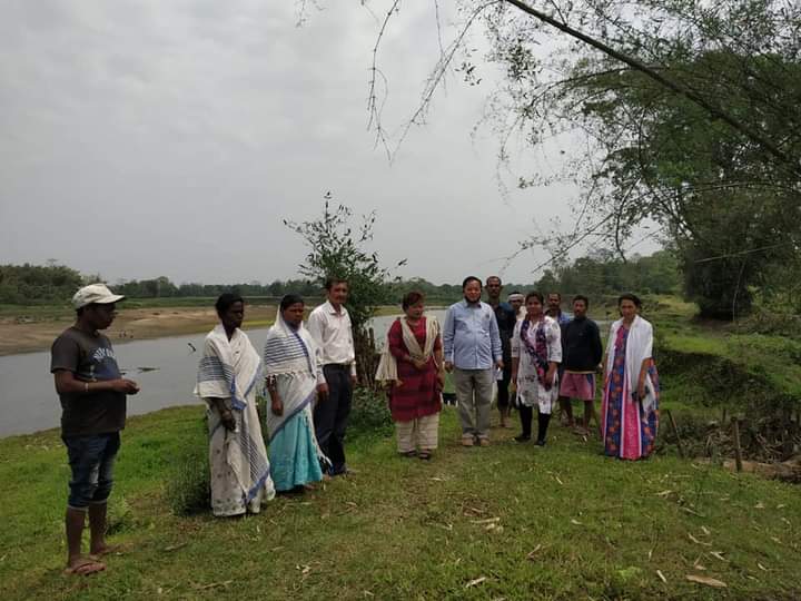 খোৱাঙৰ বানাক্ৰান্ত গাঁও পৰিদৰ্শন ডিব্ৰুগড় জিলা প্ৰশাসনৰ