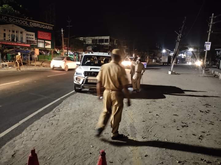 সান্ধ্য আইনৰ বাবে মৰাণত কটকটীয়া নিৰাপত্তা বেষ্টনী