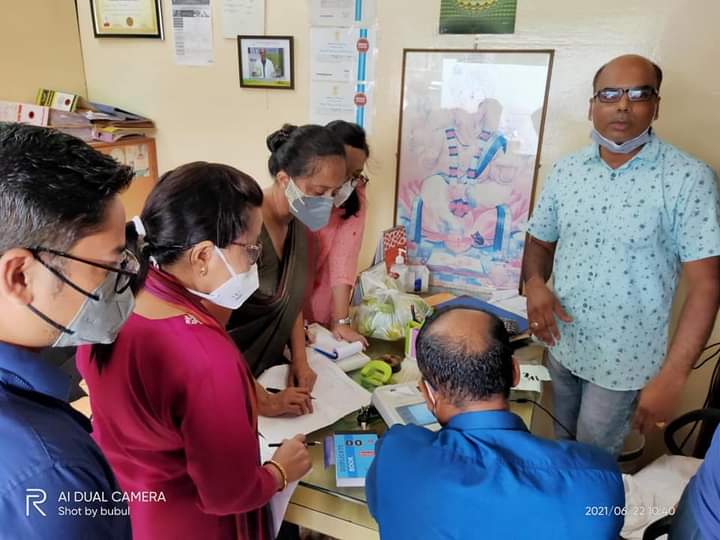 ডিব্ৰুগড়ত ৰাসায়নিক সাৰৰ দোকানত প্ৰশাসনৰ অভিযান