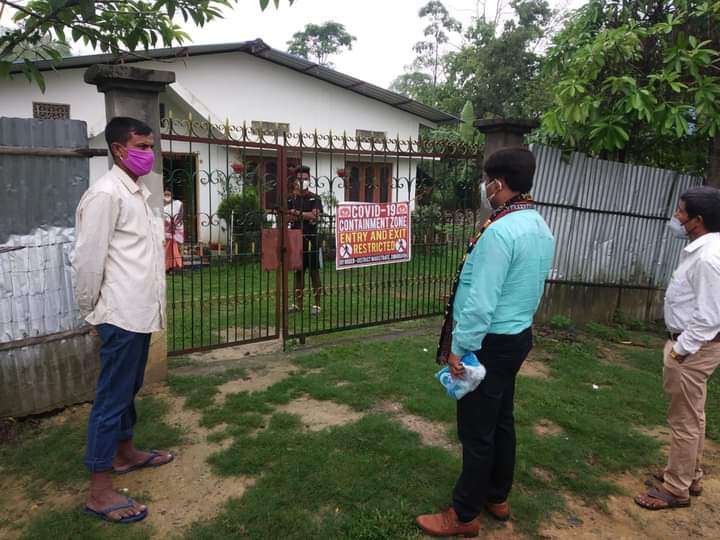 mla chakradhar gogoi visited to containment zone