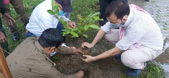 womens-welcomed-steps-on-world-environment-day