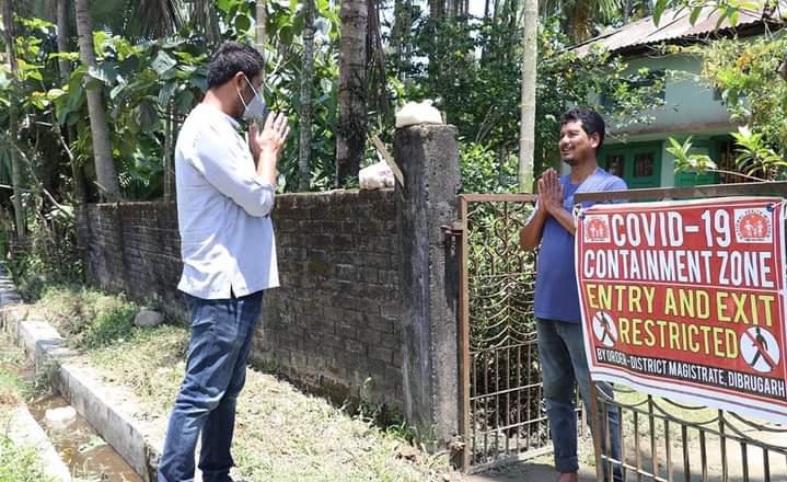 president of AJP comes to help quarantine people of Namrup assam etv bharat news