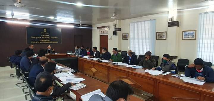 distric-administration-meeting-with-different-bank-authorities-at-dibrugarh