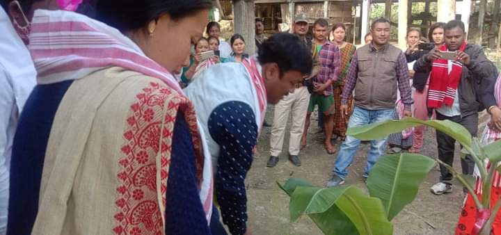 মৰাণত'স্ব-নিৰ্ভৰ নাৰী-আত্মনিৰ্ভৰ অসম' আঁচনিৰ শুভাৰম্ভ চক্ৰধৰ গগৈৰ