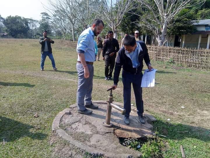 Deputy commissioner of Dibrugarh visit polling center of Naharkatia