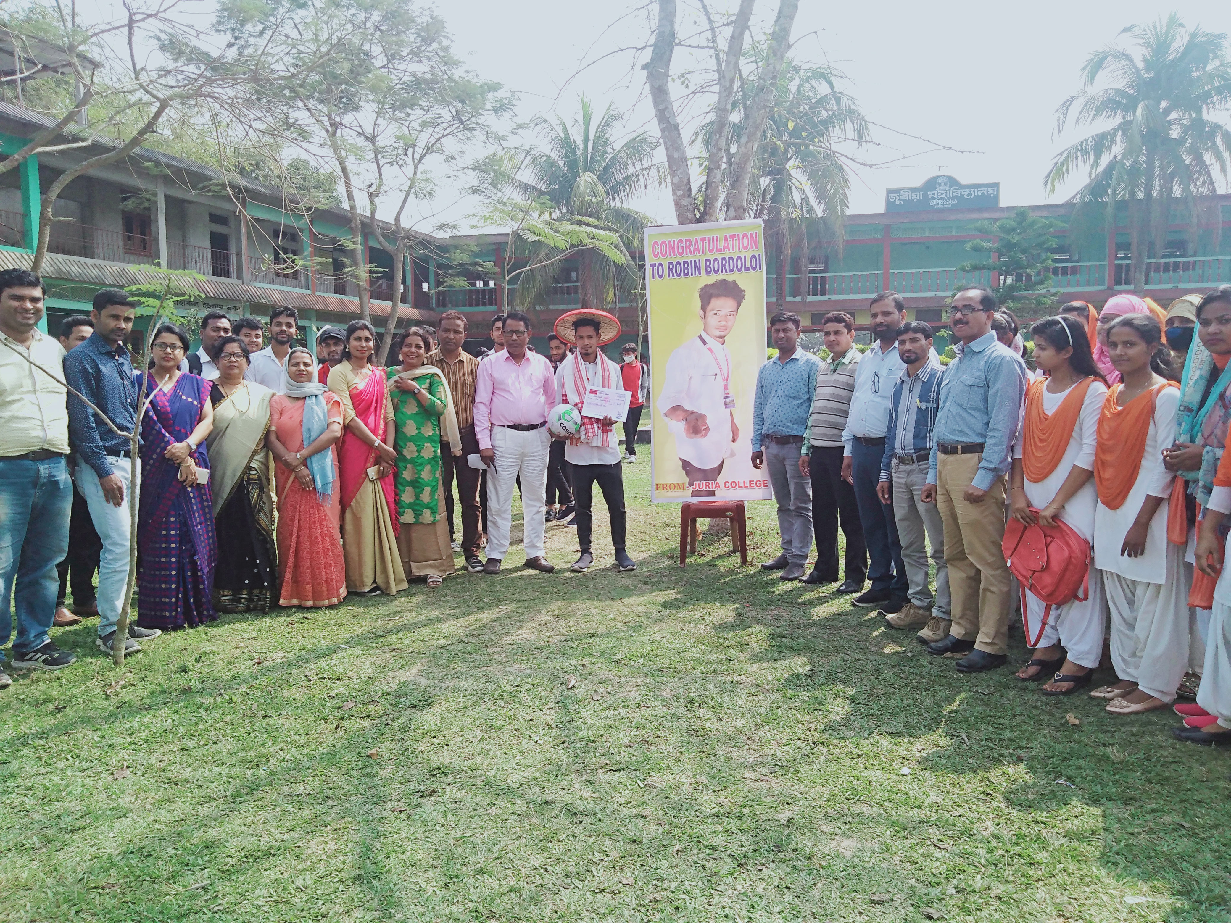 আন্ত:ৰাষ্ট্ৰীয় পৰ্যায়ত খেলাৰ সুযোগ ৰূপহীহাটৰ ৰবীনৰ