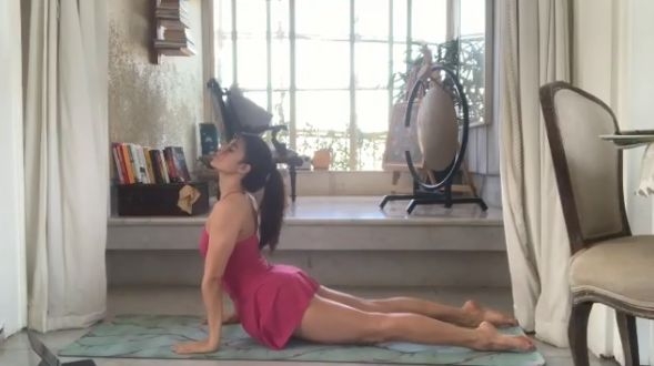 Jacqueline sets Insta afire with hot yoga video