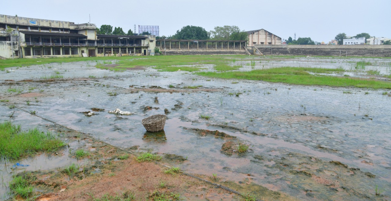 br-stadium-lies-in-throes-of-neglect-at-guntur