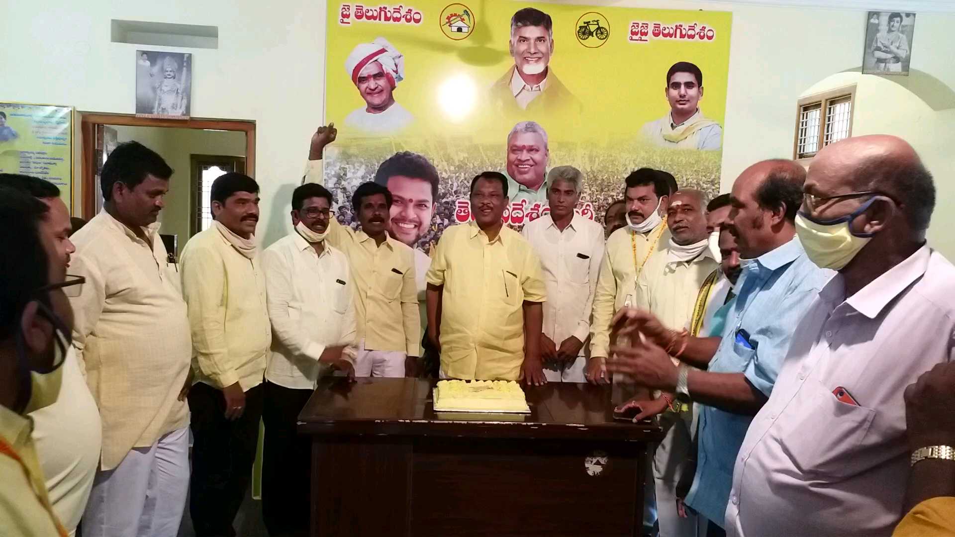 srikakulam district tdp leaders and nandamuri fans celebrated ntr 97th birth anniversary