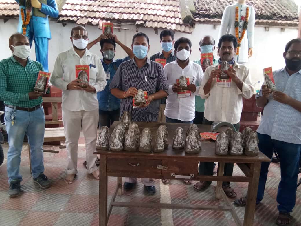 clay ganesh idols distribution in the state of andhrapradesh some districts