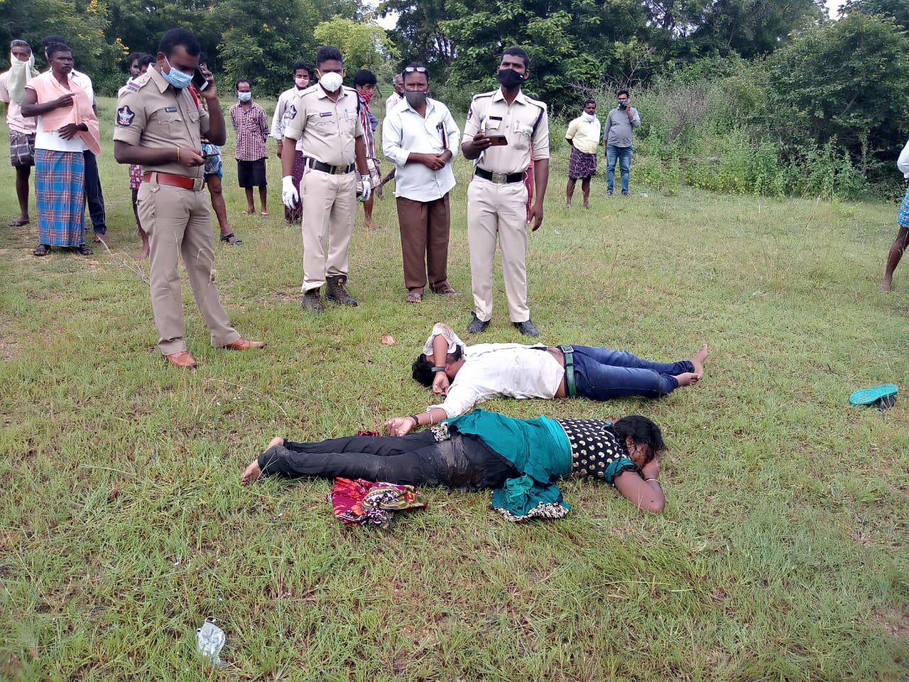 ವಿಷ ಸೇವಿಸಿ ಆತ್ಮ,ಹತ್ಯೆಗೆ ಯತ್ನಿಸಿದ ಮಹಿಳೆ ಹಾಗೂ ಆಕೆಯ ಪ್ರಿಯಕರ