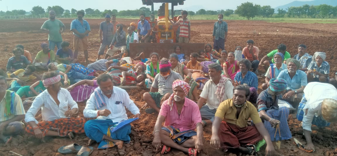 The hunters stoped the farmers for cultivation at chittor