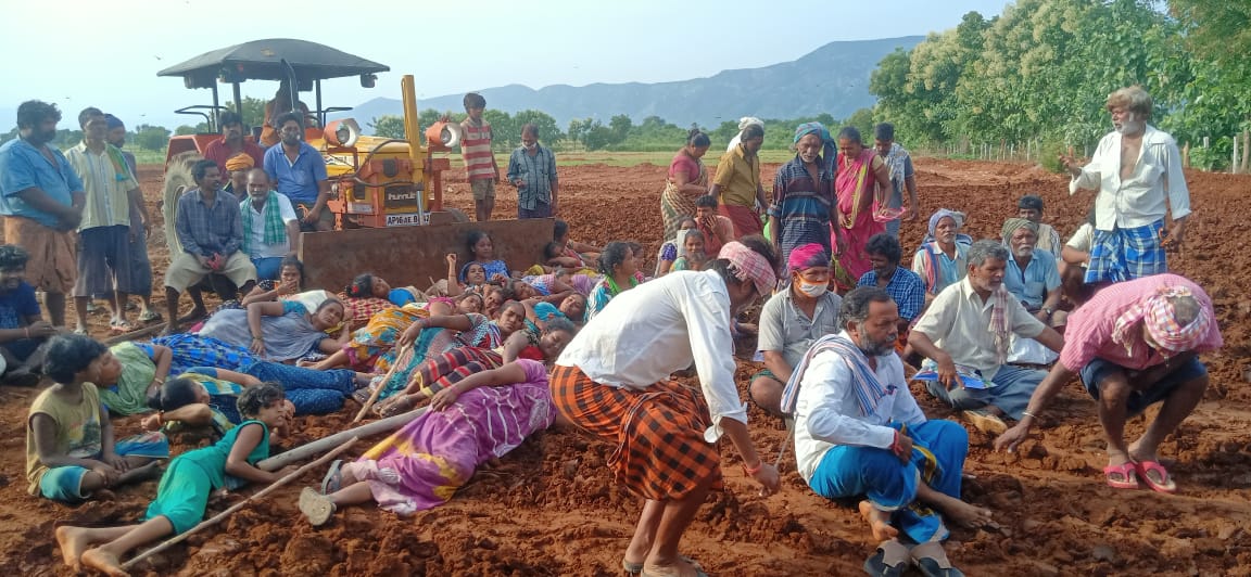 The hunters stoped the farmers for cultivation at chittor