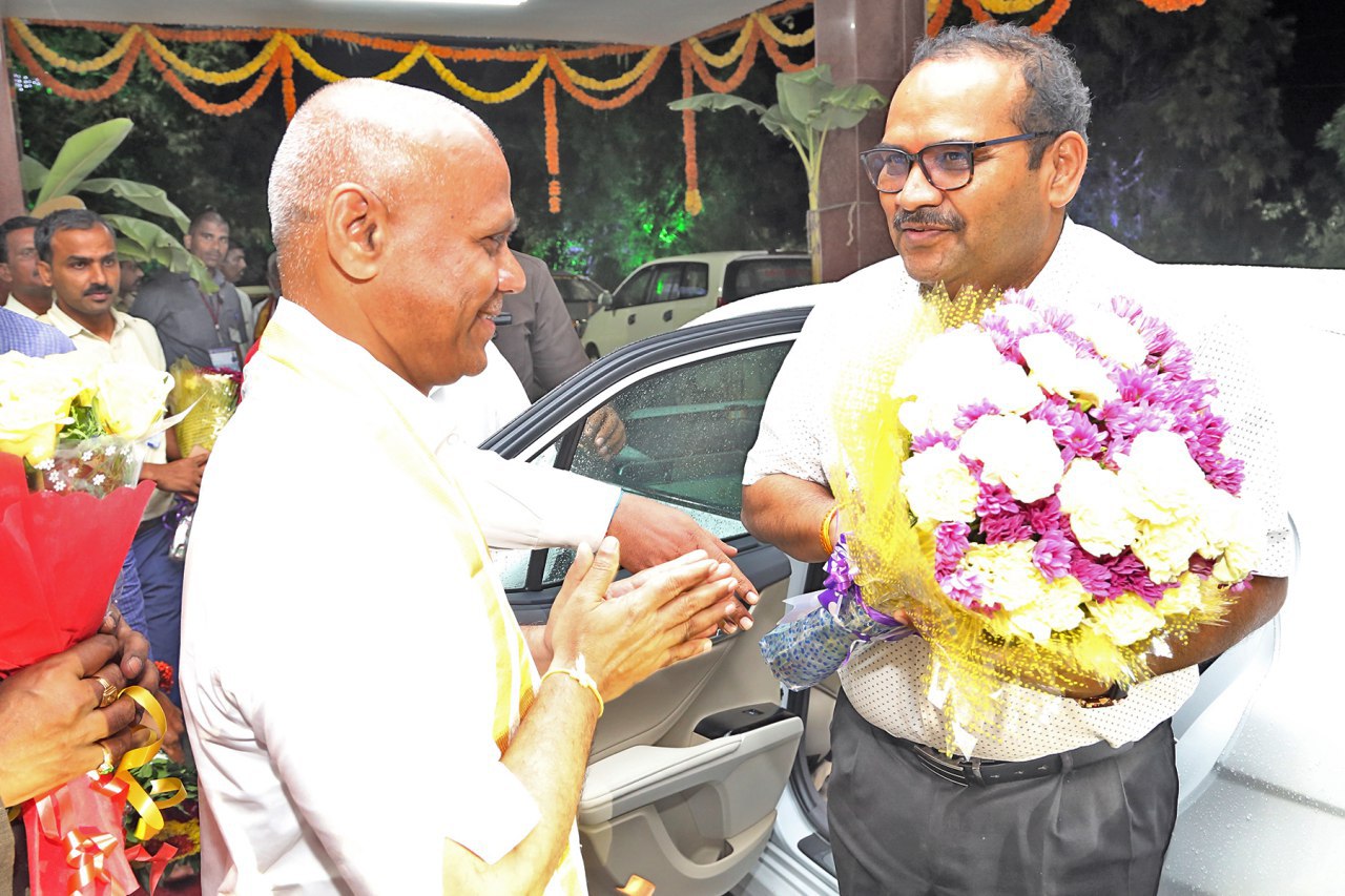 ap high court cj in tirumala