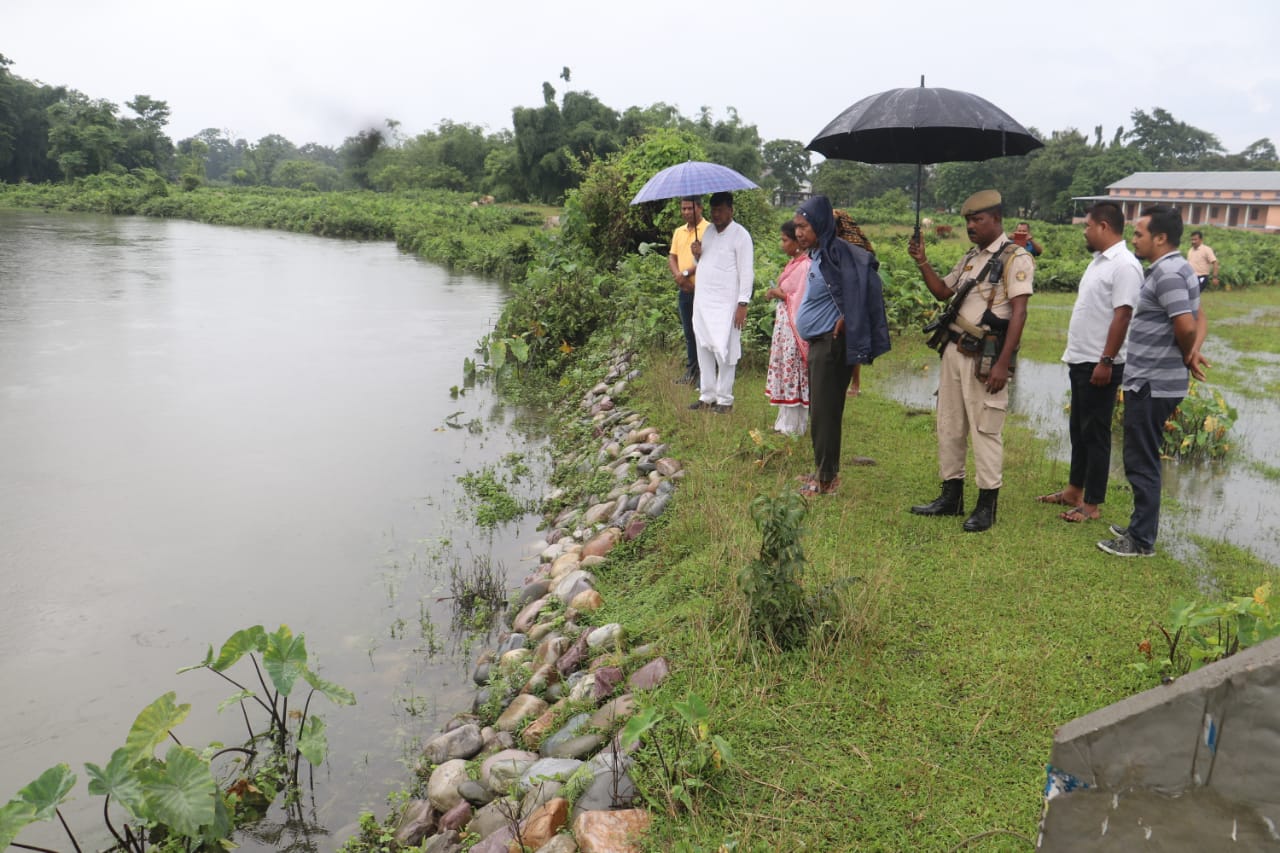 পাব্লিক একাউণ্ট কমিটীৰ বিটিআৰৰ কাম-কাজ পৰিদৰ্শন