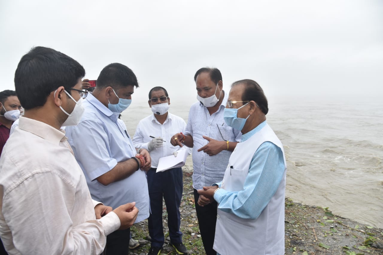 baksa_flood area_visit_jagdish mukhi