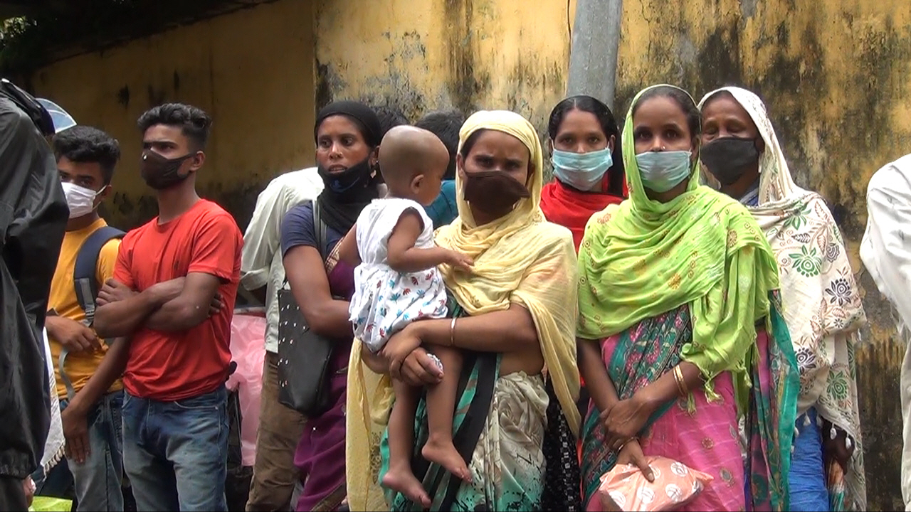 public alligation against aadhar center at barpeta