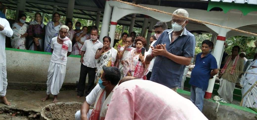 Found stone laid by Minister Ranjit Dutta at Bihali