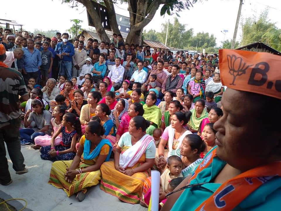 Congress workers joined bjp in Bihali on Wednesday