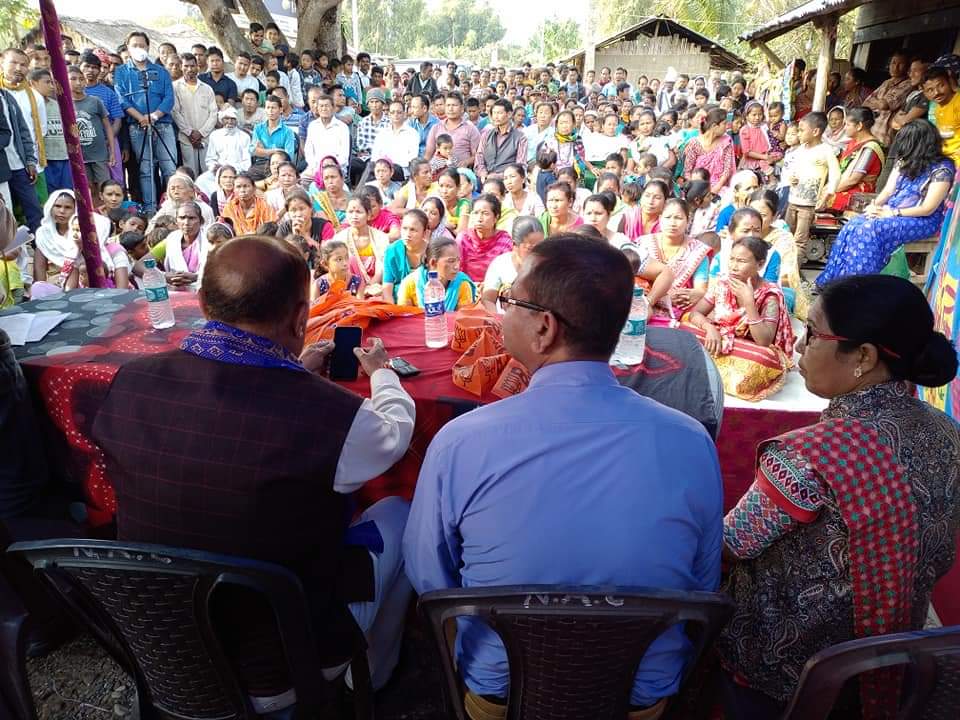 Congress workers joined bjp in Bihali on Wednesday