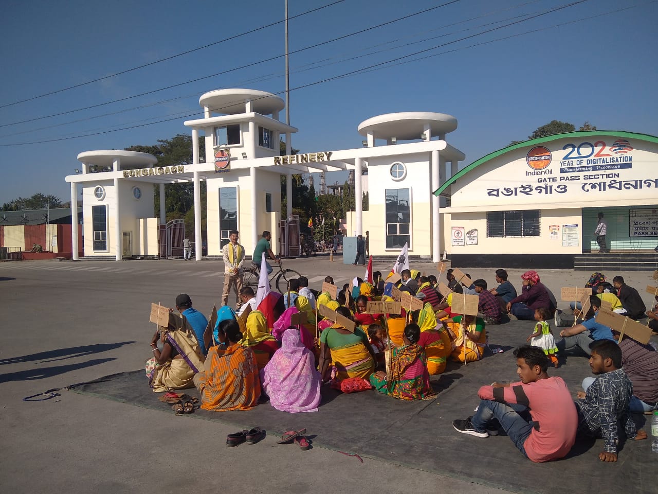 Massive Protest Infront of Bongaigaon Refinery by AKRASU