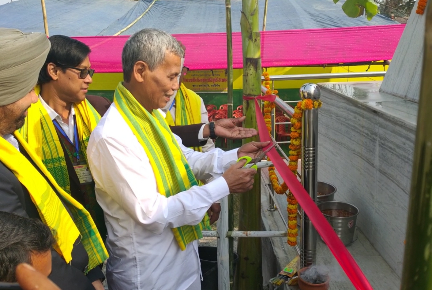 বঙাইগাঁও জিলা প্ৰশাসনৰ উদ্যোগত উন্মোচন চিলাৰায়ৰ প্ৰতিমূৰ্তি