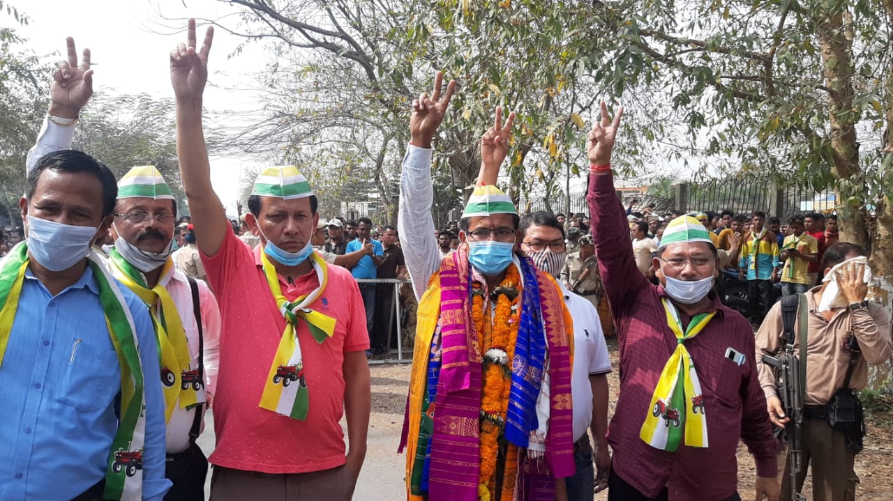 চিদলী সমষ্টিত মনোনয়ন দাখিল কৰিলে ইউপিপিএলৰ প্ৰাৰ্থী জয়ন্ত বসুমতাৰীয়ে